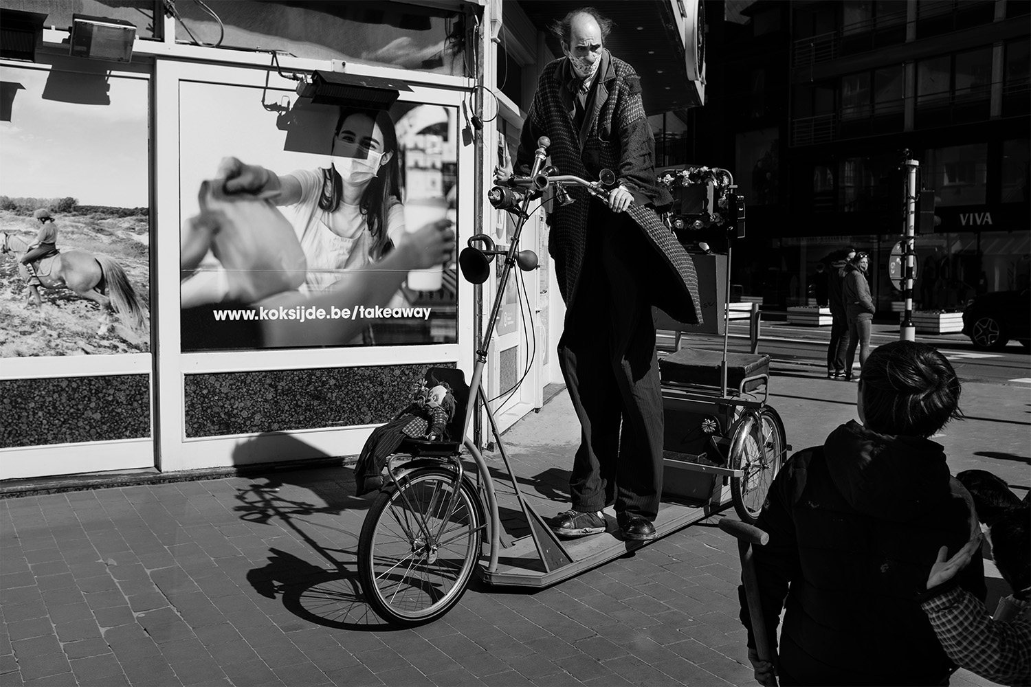 ALL IS NOT QUIET ON THE HOME FRONT © Bram Penninckx