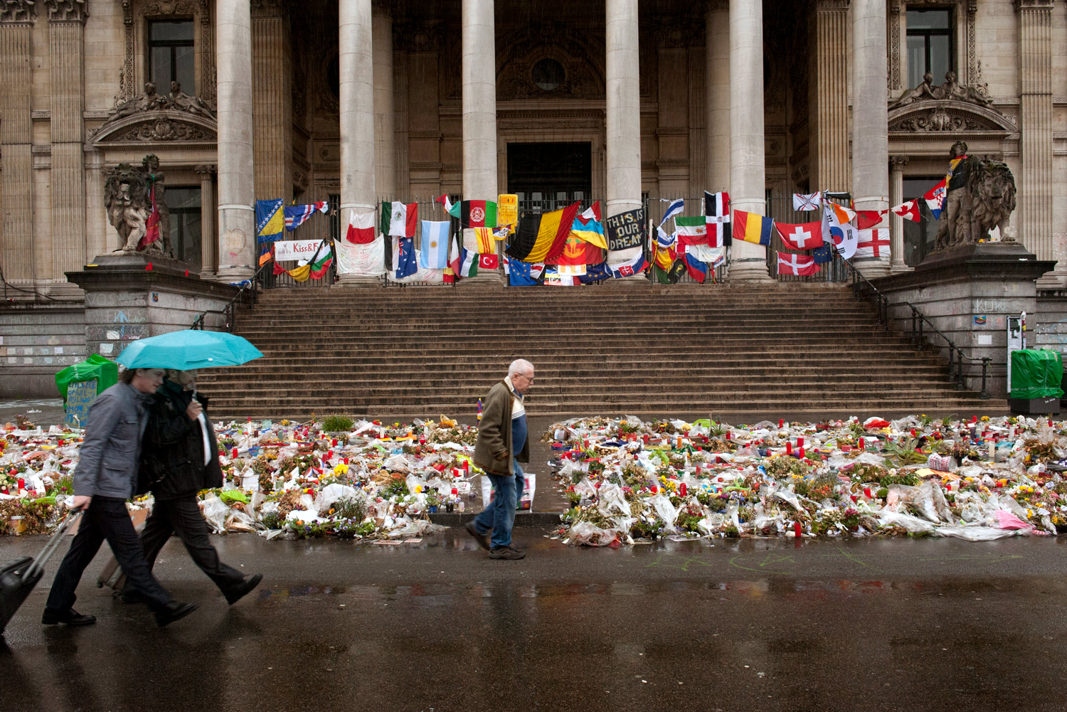 CHRONICLE OF AN (UN)EXPECTED ATTACK © Bram Penninckx
